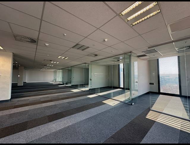 644M² OFFICE TO LET IN CENTURION CENTRAL
